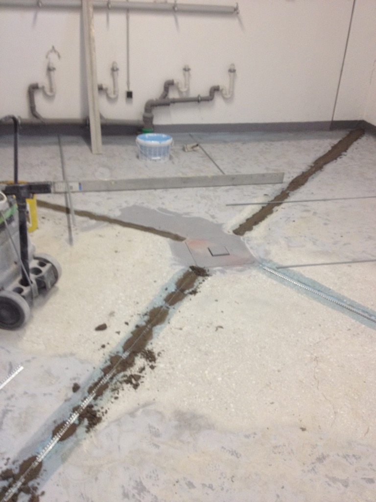 Waschküche gefälle fliesen | Moderne Konstruktion